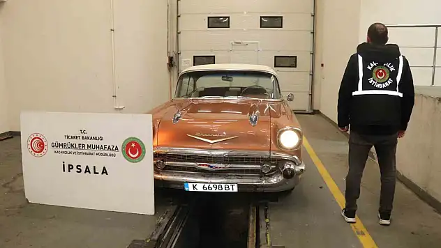 Gümrüklerde 233 kaçak araca el konuldu