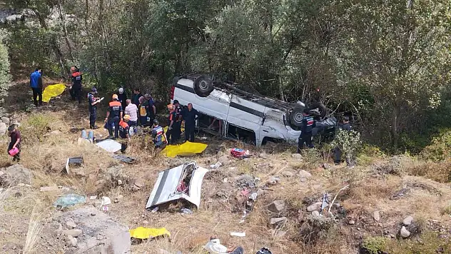 Sivas'ta feci kaza: 4 ölü, 10 yaralı