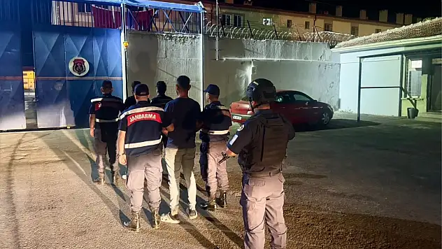 Güneş paneli hırsızlığı zanlıları tutuklandı