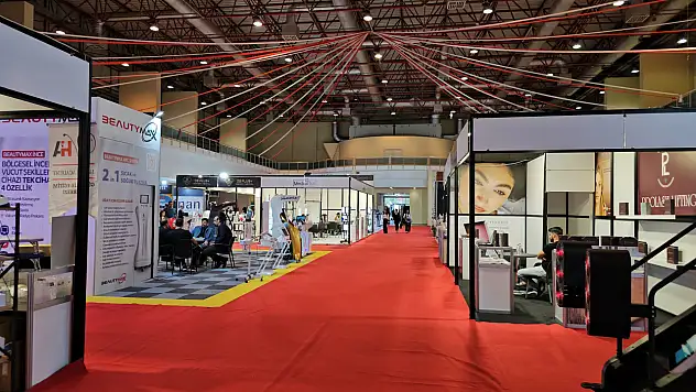 Güzellik Fuarı'nın büyük ilgi gören kokusu: Erciyes - Bakın neyden yapılıyor!