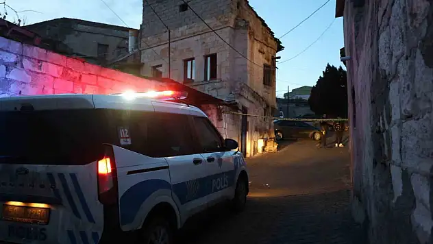 Haber alınamayan adam evinde ölü bulundu