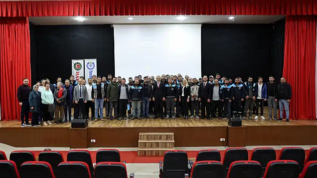 Hacılar Belediyesi'nde personel için etik ve aidiyet eğitimi düzenlendi