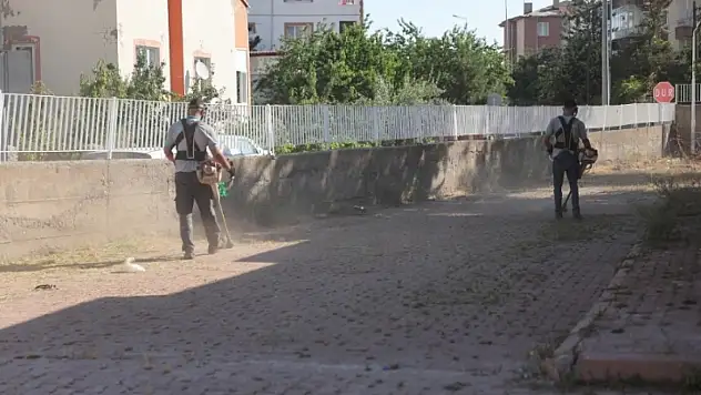 Hacılar'da okul bahçeleri baştan sona yenilendi