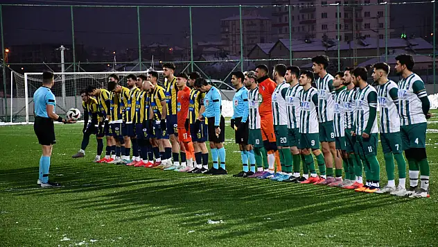 Hacılar Erciyesspor zirveye bir adım daha yaklaştı