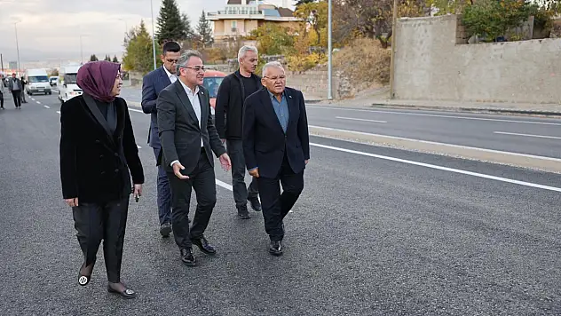 Hacılar'ın kalbi Kayseri Caddesi ve meydan yenilendi