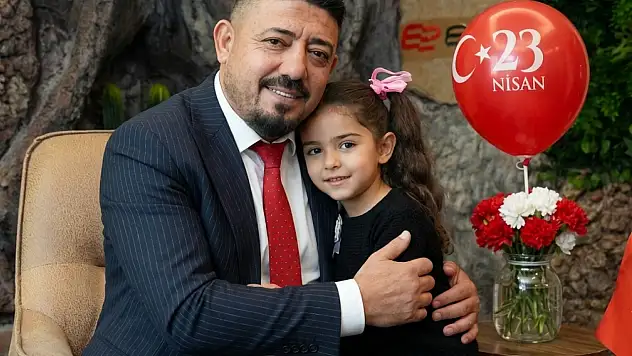 HAGİAD Başkanı Fatih Erkan, dijital çağda büyüyen çocukların karşı karşıya olduğu risklere dikkat çekti!