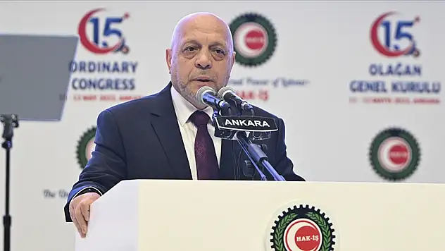 HAK-İŞ Genel Başkanı Arslan ile Bakan Işıkhan arasında gerginlik iddiası: Arslan salonu terk etti!