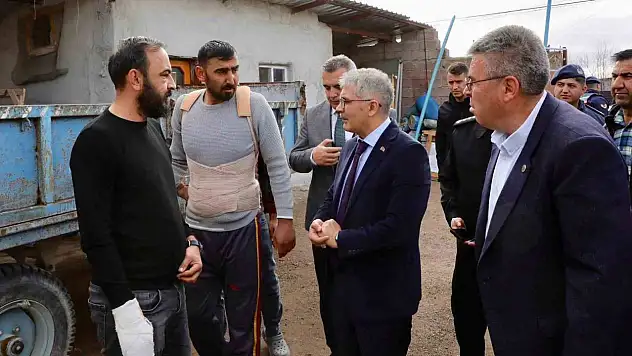 Halı saha kavgasının ardından Vali Çelik Kiledere'yi ziyaret etti