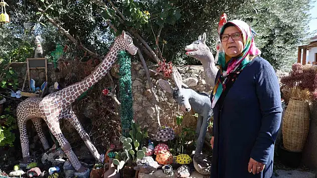 Atıklar onun evinde sanata dönüşüyor