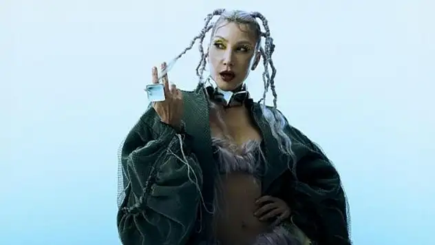 Hande Yener konseri Kayseri'de iptal edildi! Nedeni merak konusu oldu