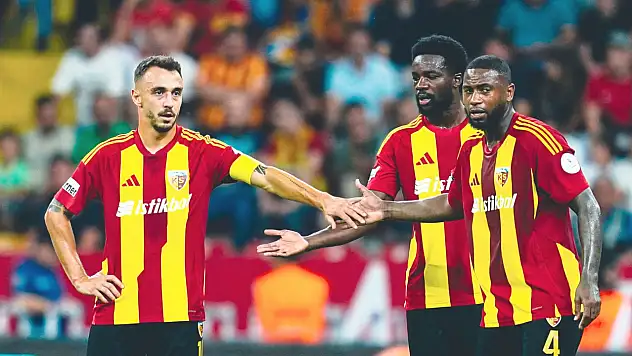 Herkes Stefano Denswil'i konuşuyor!