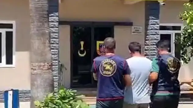 Hırsızlık ve dolandırıcılıktan aranıyordu: Yakalandı!