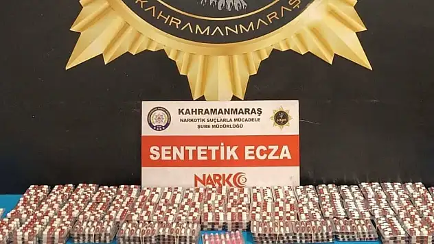 Hoparlörün içerisinde saklanmış binlerce hap ele geçirildi!