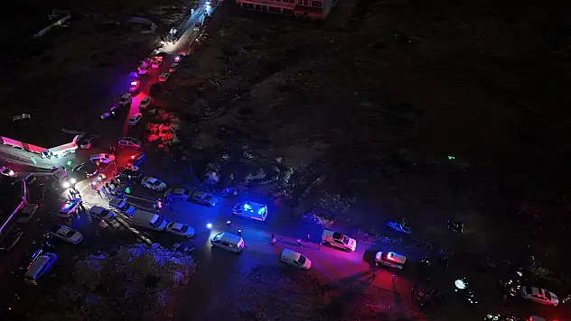 Hortumun vurduğu konteynerlerde 4 ölü, 1 yaralı