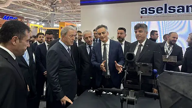 Hulusi Akar'dan milli teknoloji vurgusu