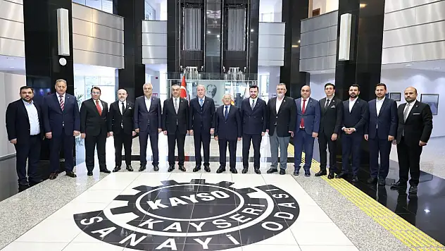 Hulusi Akar ve beraberindeki heyetten KAYSO'ya tebrik ziyareti!