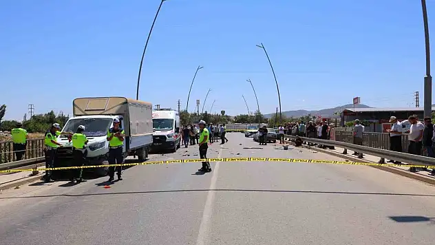 İki araç çarpıştı: 1 ölü