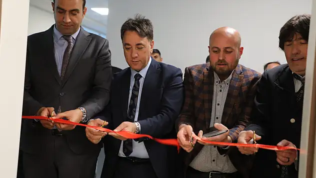 İlçede bir ilk! Hastaneye destek eli: Sosyal Market hizmete açıldı