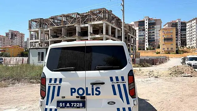 İnşaattan düşen işçi yaralandı