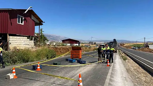 Kardeşlere çarptı: 2 yaşındaki Hatice öldü, abisi ağır yaralandı