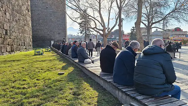 İşe gitmeden emekli olmak mümkün!