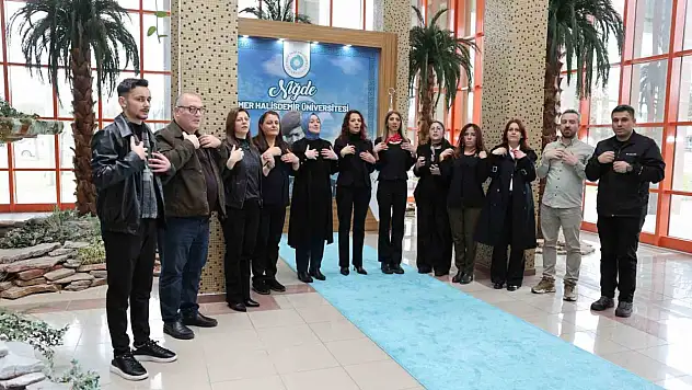 Niğde'de 120 saatlik işaret dili eğitimi sona erdi