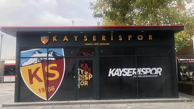 İşte beklenen haber! KS Store'un açılış tarihi ve forma fiyatları belli oldu