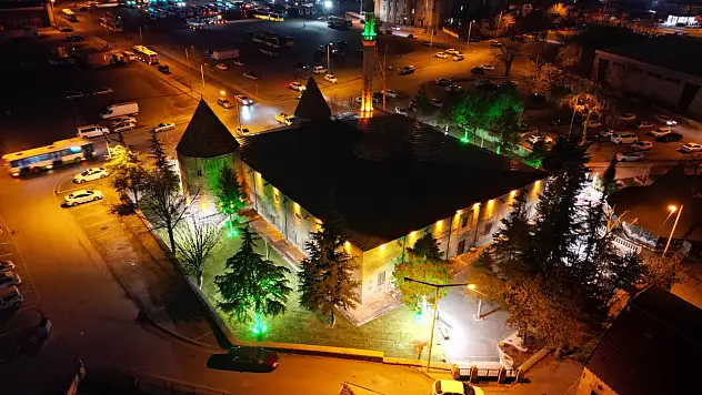 İşte Kayseri'de tarihi caminin son hali!