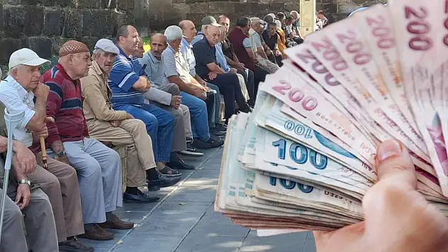 İşte kulislerden sızan zam oranı: Emekli maaşı ne kadar olacak?