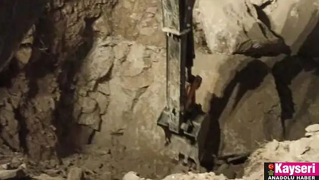 İzinsiz kazı yapan şahıs suçüstü yakalandı