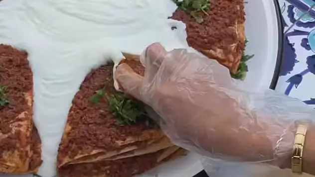 İzmir'deki Kayseri yağlaması herkesi şaşırttı