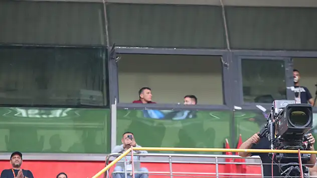 Jakirovic tribünden görüntülendi