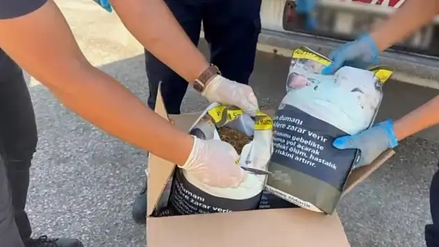 Jandarma 7 bin 500 kilo kaçak tütün ele geçirdi: 2 gözaltı!
