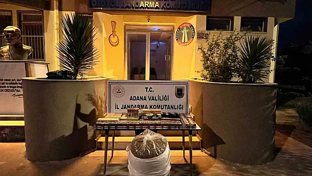 Jandarmadan kaçak tütün operasyonu: 2 gözaltı