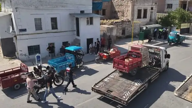 Kayseri'de motosikletlere şok uygulama!