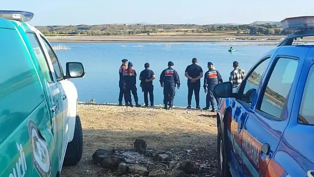 Kaçak avlanan 1 ton sazan balığı Kızılırmak Nehri'ne bırakıldı