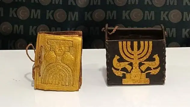 Kaçakçılık operasyonlarında Tevrat ele geçirildi!
