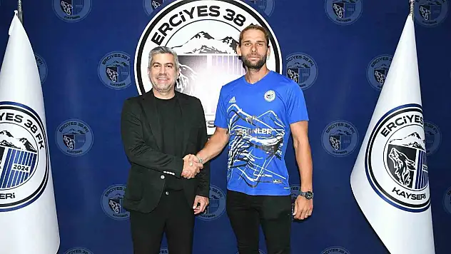 Erciyes 38 Futbol Kulübü  1 yıl daha dedi