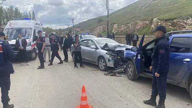 Sivas'ta kazada 8 kişi yaralandı