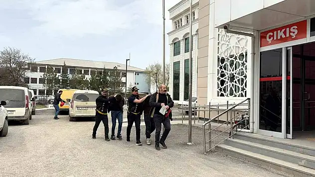 Kahramanmaraş'ta vurgun yapan sahte polisler yakalandı