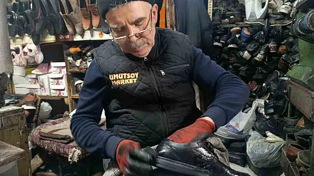 Kahramanmaraş'ta 38 yıllık mesleğini büyük bir titizlikle sürdürüyor!