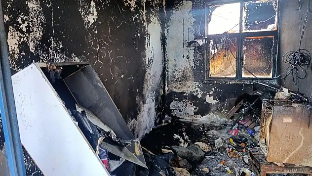 Evde yangın: 1 kişi hayatını kaybetti