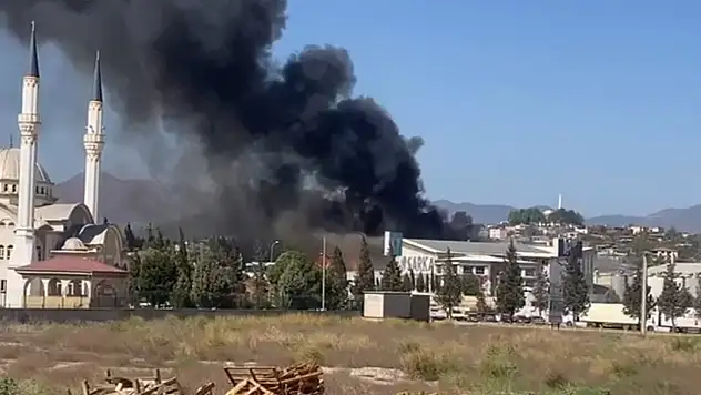 Fabrikada yangın çıktı!