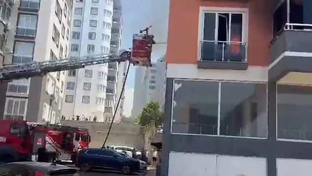Kahramanmaraş'ta ev yangını: Çok sayıda kişi yaşamını yitirdi!