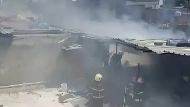 Kahramanmaraş'ta iş yerinde yangın çıktı!