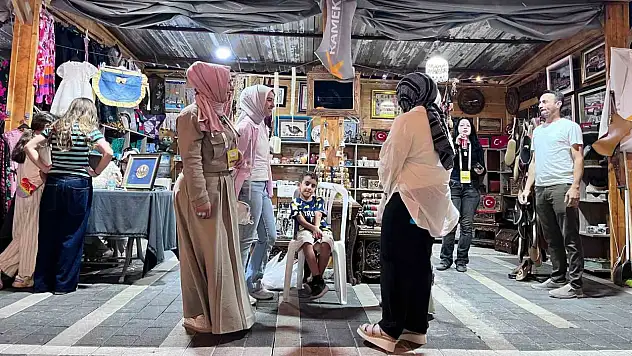 Kahramanmaraş'ta kursiyerlerin el emeği ürünleri sergiye çıktı!