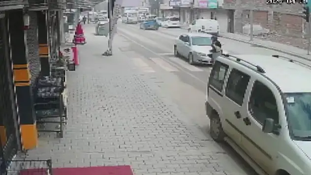 Kahramanmaraş'ta yaya kazası kamerada!