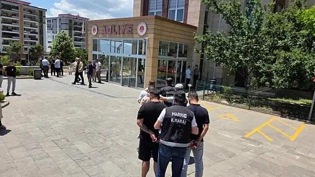 Kahramanmaraş'ta uyuşturucu operasyonu: Çok sayıda kişi tutuklandı!