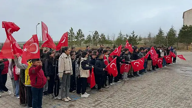 Kahramanmaraş'taki okul saldırısında hayatını kaybeden öğretmen ve öğrenciler Kayseri'de anıldı