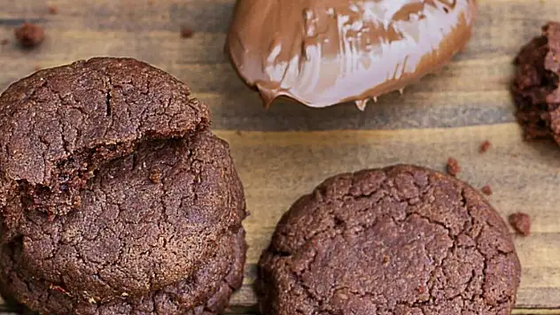 Kahve yanı tarifleri - 3 malzemeli kurabiye